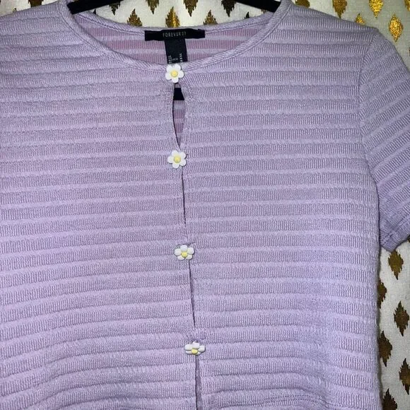 Forever 21 lilac lavender crop top ribbed cropped cardigan daisy shaped buttons - Picture 3 of 5